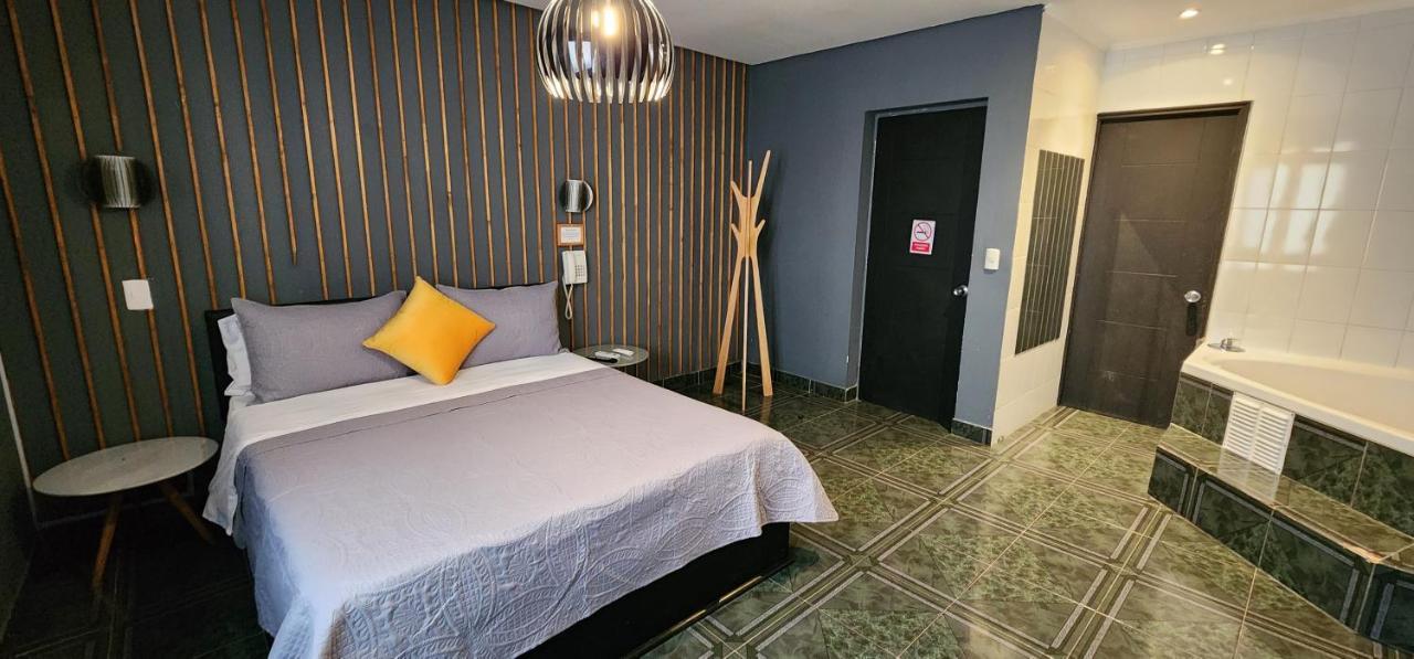 Hotel Voila La Moneda Santiago Ngoại thất bức ảnh